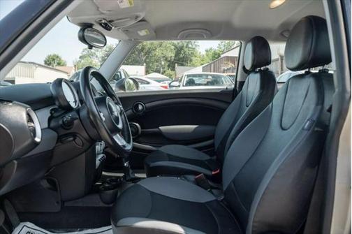 2010 MINI Cooper Base