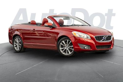 Flamenco Red Metallic 2011 Volvo C70 T5