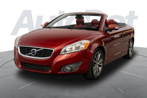 Flamenco Red Metallic 2011 Volvo C70 T5