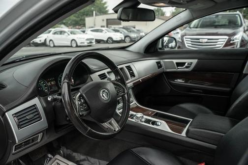 2013 Jaguar XF I4 T
