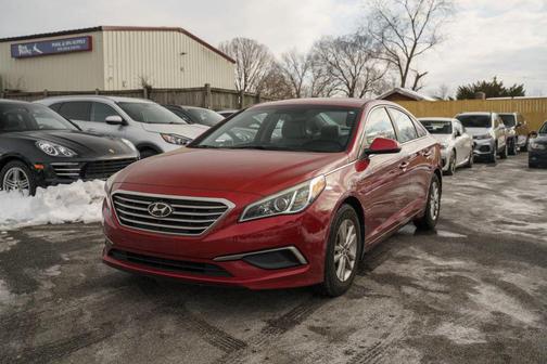 2016 Hyundai SONATA SE