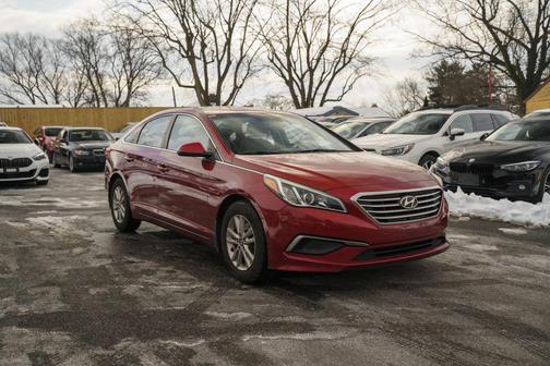 2016 Hyundai SONATA SE