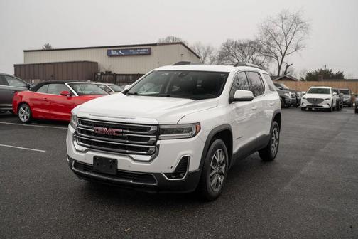 2022 GMC Acadia AWD SLT