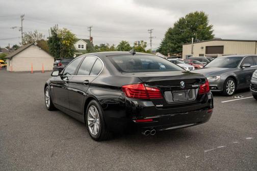 2015 BMW 528 528i Sedan 4D