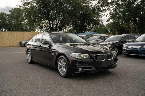 2015 BMW 528 528i Sedan 4D