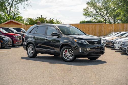 Ebony Black 2014 Kia Sorento LX