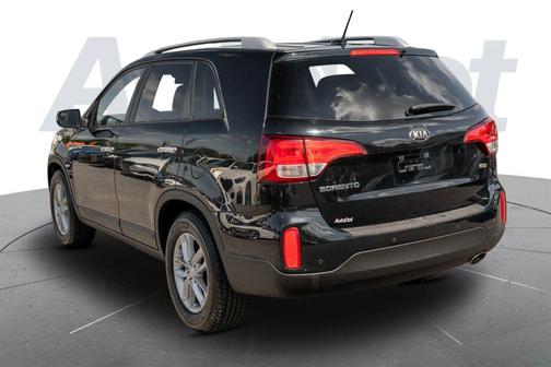 Ebony Black 2014 Kia Sorento LX