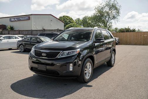 Ebony Black 2014 Kia Sorento LX