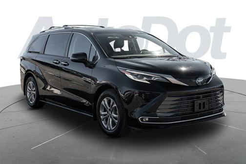 2021 Toyota Sienna Platinum