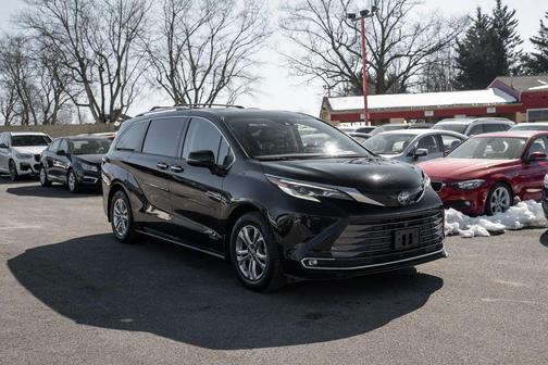 2021 Toyota Sienna Platinum