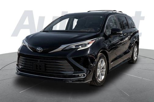 2021 Toyota Sienna Platinum