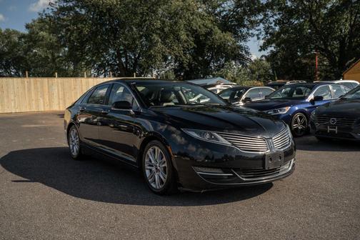 2016 Lincoln MKZ Base