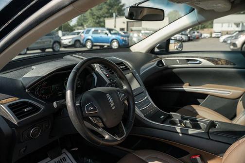 2016 Lincoln MKZ Base