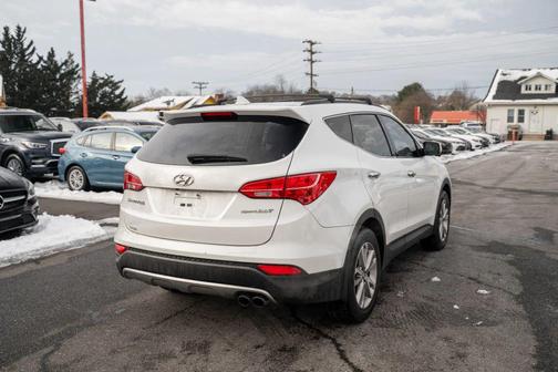 2015 Hyundai Santa Fe Sport 2.0L Turbo