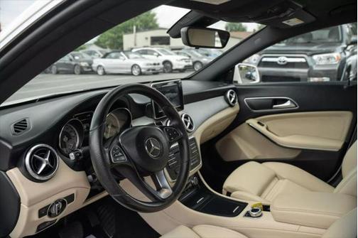 2016 Mercedes-Benz CLA-Class Base