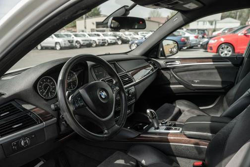 Alpine White 2014 BMW X6 xDrive50i