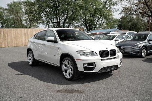 Alpine White 2014 BMW X6 xDrive50i