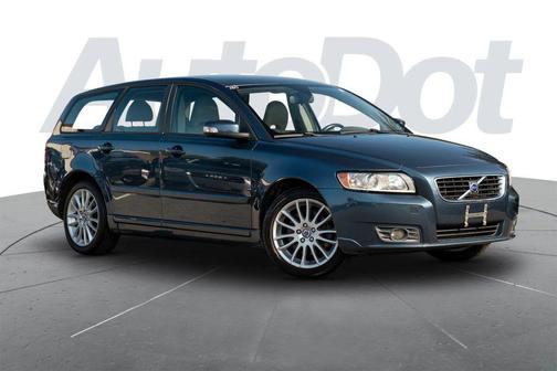 2010 Volvo V50 2.4i Sport Wagon 4D