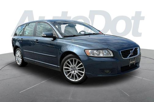 2010 Volvo V50 2.4i Sport Wagon 4D
