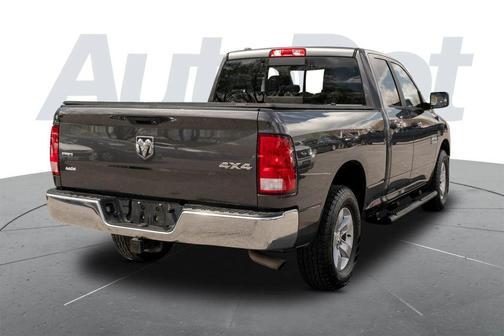 Granite Crystal Metallic Clearcoat 2017 RAM 1500 SLT