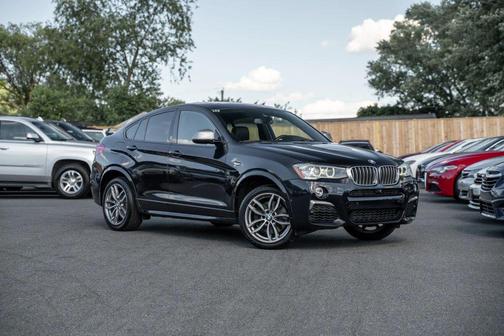 Black 2018 BMW X4 M40i