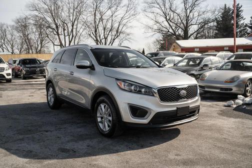 2016 Kia Sorento LX