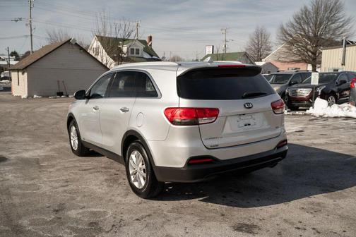 2016 Kia Sorento LX