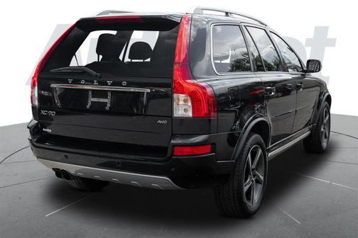 Black Sapphire Metallic 2014 Volvo XC90 3.2 R-Design