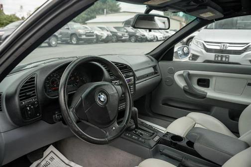 Titan Silver 1998 BMW M3 Base