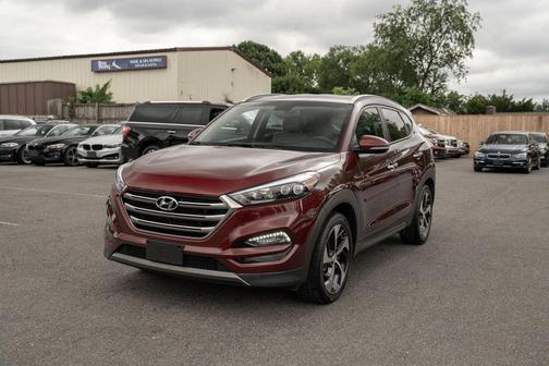 Ruby Wine 2016 Hyundai TUCSON Limited