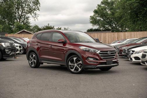 Ruby Wine 2016 Hyundai TUCSON Limited
