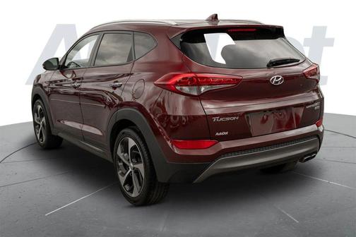 Ruby Wine 2016 Hyundai TUCSON Limited