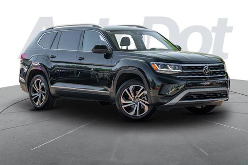 Racing Green Metallic 2021 Volkswagen Atlas 2.0T SEL