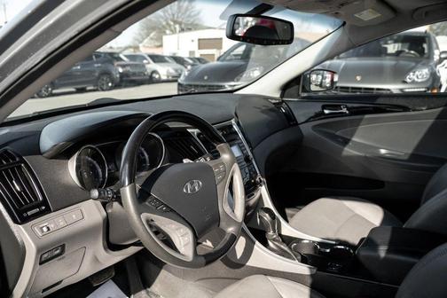 2013 Hyundai SONATA SE 2.0T