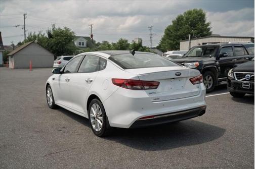 2018 Kia Optima S