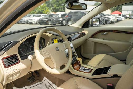 Oyster Gray Metallic 2008 Volvo XC70 3.2