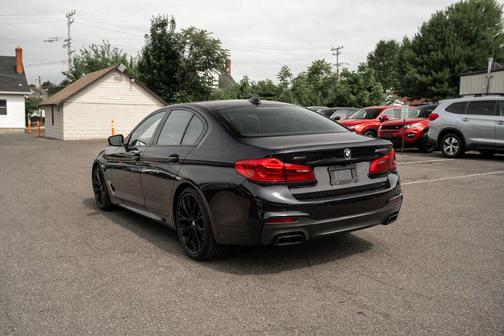 Carbon Black Metallic 2019 BMW M550 i Xdrive