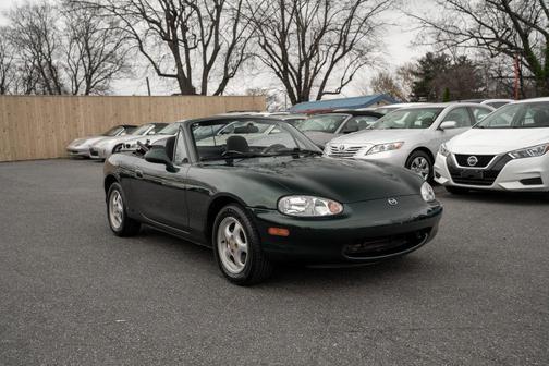 1999 Mazda MX-5 Miata Convertible 2D