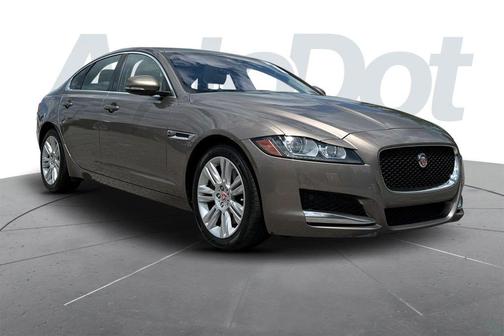 Gray 2017 Jaguar XF 35t Premium