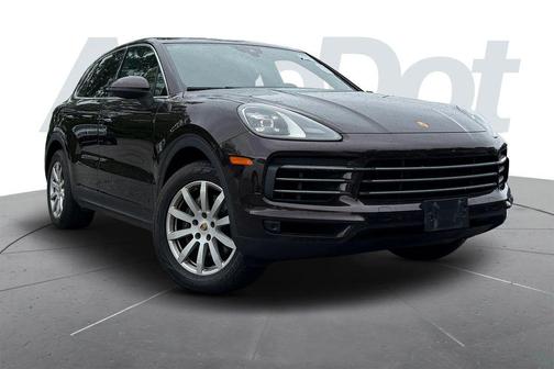 Burgundy 2019 Porsche Cayenne Cayenne