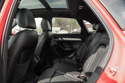 2016 Audi Q3 2.0T Premium Plus