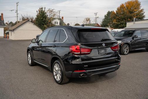 Black 2016 BMW X5 xDrive35i