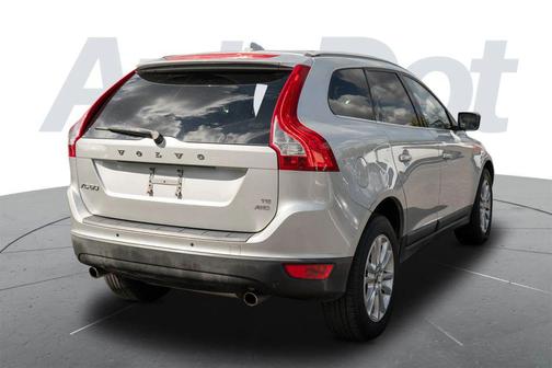 2010 Volvo XC60 T6