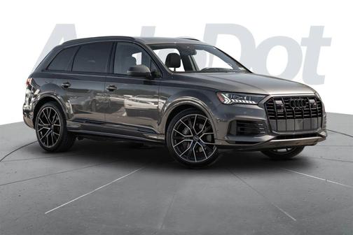 Samurai Gray Metallic 2021 Audi Q7 55 Prestige