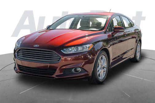 Burgundy 2016 Ford Fusion SE