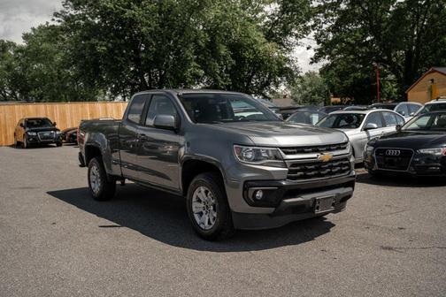 Satin Steel Metallic 2021 Chevrolet Colorado LT
