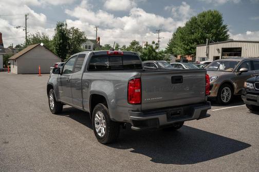 Satin Steel Metallic 2021 Chevrolet Colorado LT