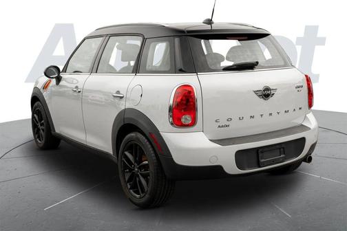 Light White 2014 MINI Countryman Cooper