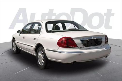 2002 Lincoln Continental Sedan 4D