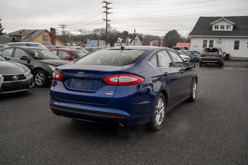 2015 Ford Fusion SE